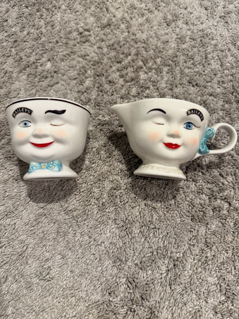 Bailey’s Irish Cream Winking Face Ceramic Creamer and Sugar Set